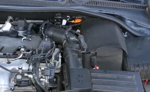 VW Golf 6 5K Rohr Unterdruckrohr Bremse Rückschlagventil Ventil 561612041C (201194)