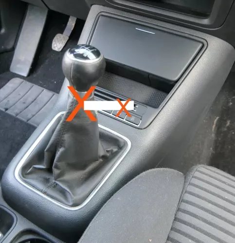 VW Tiguan 5N Mittelkonsole Verkleidung Ablage schwarz Aschenbecher 5N1857961A (201282)