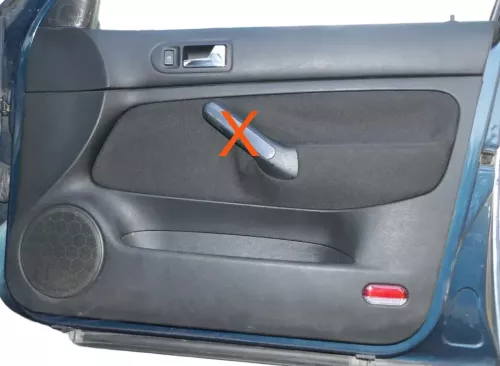 1x Golf 4 Bora Türverkleidung Verkleidung Tür vorne rechts 4/5-Türer schwarz (201333)