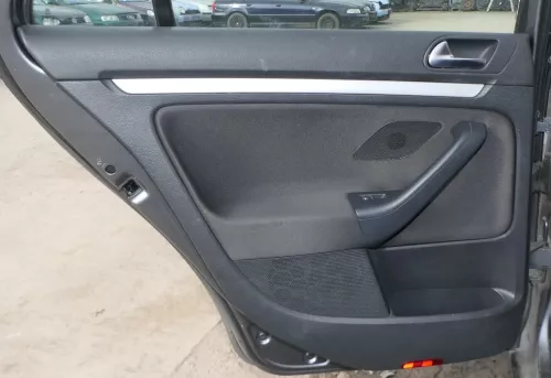 1x VW Golf Variant Kombi AJ5 Türverkleidung Verkleidung Tür hinten links schwarz (201386)