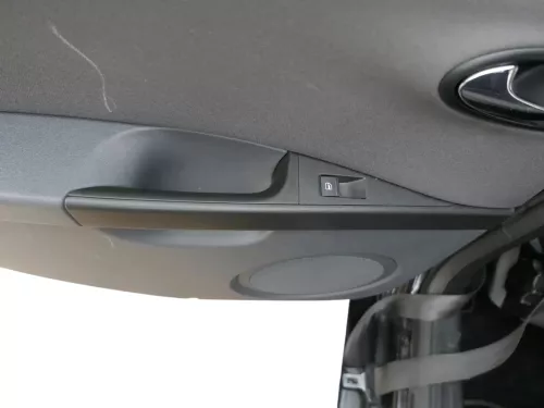 1x Leon 1P Türverkleidung Verkleidung Tür hinten links Griff grau uranograu (201440)