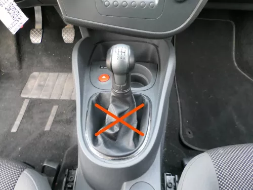 Seat Leon 1P Mittelkonsole Mitteltunnel um Schaltung 1P0863241C Konsole (201467)