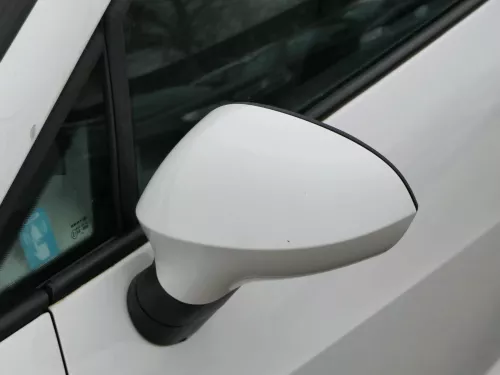 Seat Ibiza 6J elektrischer elektrisch Spiegel Außenspiegel links weiß LB9A (201541)