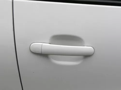 Ibiza 6J Tür vorne rechts Beifahrertür weiß LB9A 2/3-Türer - ohne Anbauteile (201545)