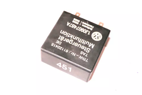 Audi A4 B5 A6 VW Sharan Passat 3B Relais 451 Multifunktion Lenkrad 1J0907487A (112463)