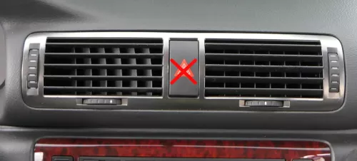 Skoda Superb 3U Lüftungsdüse Düse Lüftung vorne in der Mitte 3U0820951A