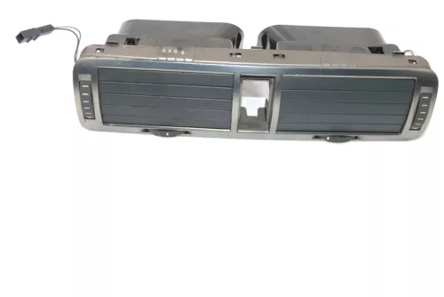 Skoda Superb 3U Lüftungsdüse Düse Lüftung vorne in der Mitte 3U0820951A