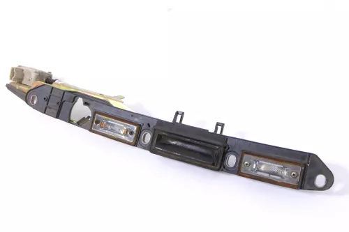 VW Passat 3BG Superb 3U Limousine Griff Heckkklappe Heckklappengriff Öffner (158451)