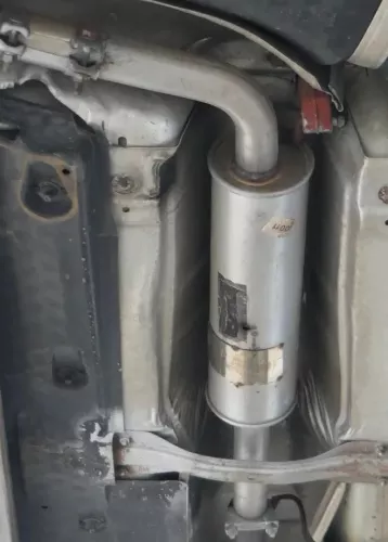 Seat Ibiza 6J Auspuff Mittelschalldämpfer + Mitteltop mitte 1,6 16V BTS 77kw (201591)