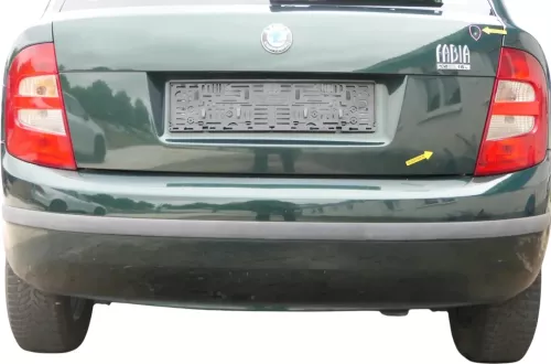 Skoda Fabia 6Y Schrägheck Stoßstange hinten Heckstoßstange grün LF8C (201605)