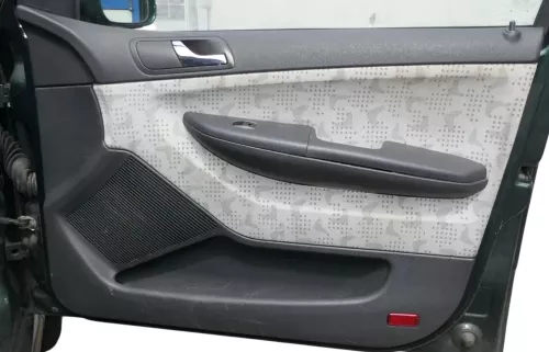 1x Fabia 6Y Kombi Türverkleidung Verkleidung Tür vorne rechts schwarz anthrazit (201614)