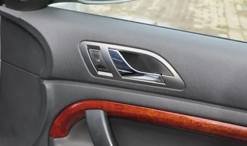 1x Skoda Superb 3U Türverkleidung Verkleidung Tür vorne rechts Leder onyx (201663)