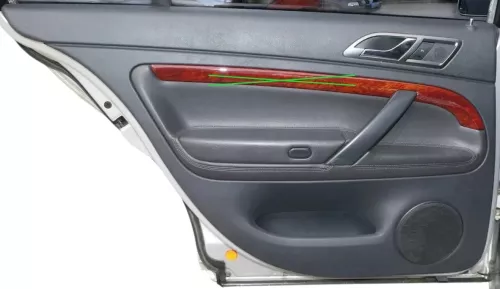 1x Skoda Superb 3U Türverkleidung Verkleidung Tür hinten links Leder onyx (201664)