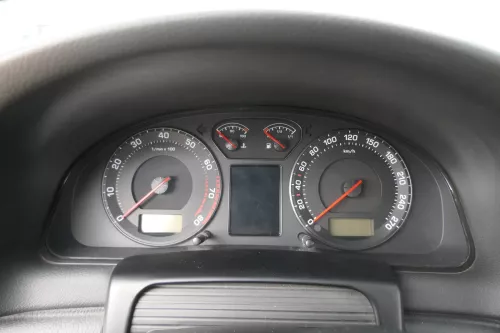 Skoda Superb 3U Tacho Tachometer Benzin 276.000km 3U0920842B (201670)