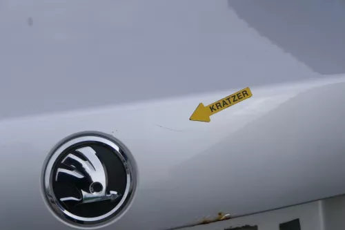 Skoda Superb 3U Heckklappe hinten Kofferraumklappe schwarz LF9R L9910 Limousine (201678)