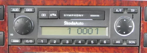 Skoda Superb 3U Radio Symphony Kassette mit Code SkodaAuto