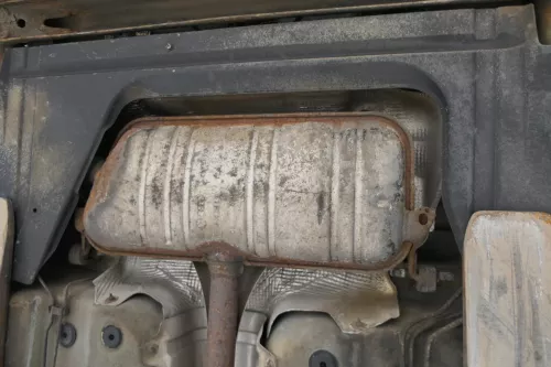 Skoda Superb 3U Auspuff Endschalldämpfer + Mittel hinten AWT 1,8T (201693)