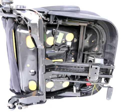 VW Passat 3BG 3B Sitz vorne rechts Beifahrersitz Sitzheizung  - STECKER???? (147020)