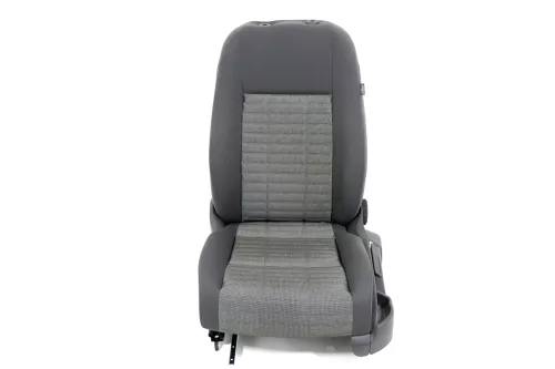VW Golf Plus 5M 1K 5K auch Kombi Sitz vorne links Fahrersitz 4/5 Türer  SHZ