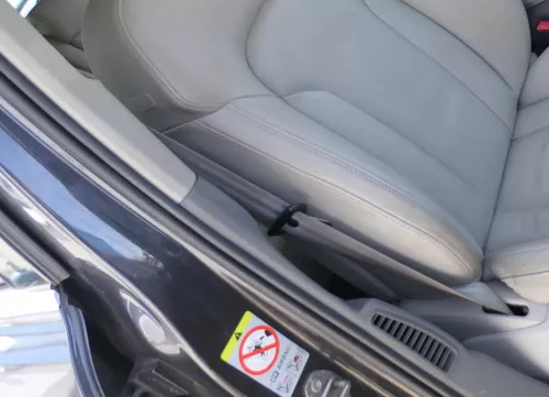 Q606 Audi Q7 4L rechts vorne Gurt Sicherheitsgurt 4L1857706 D TPT grau achatgrau (168018)
