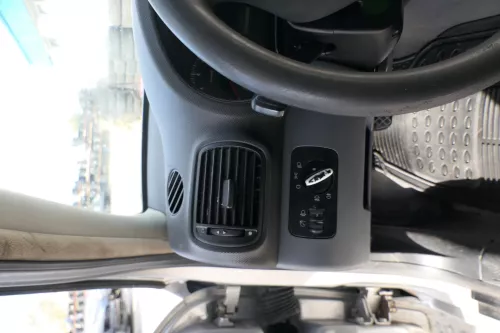 Q606 Seat Leon Toledo 1M Lenkrad 3 Speichen Leder Lederlenkrad Abnutzungen Airba (168319)