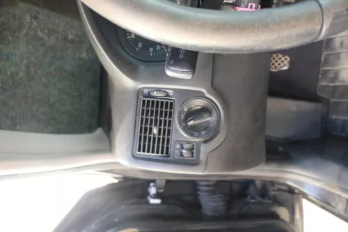 Q616 VW Golf 4 Bora Lenkrad 3 Speichen - abgenutzt (168827)