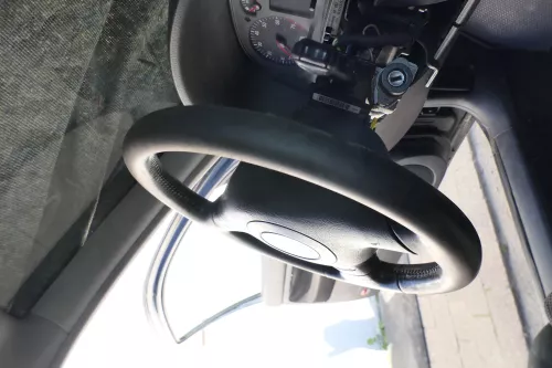 Q616 VW Golf 4 Bora Lenkrad 3 Speichen - abgenutzt (168827)