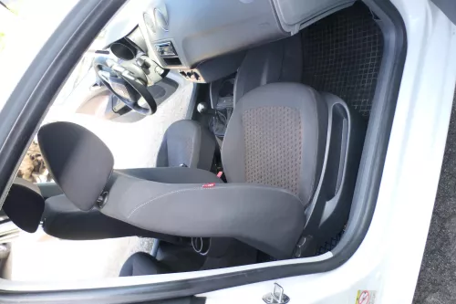 Q623 Seat Ibiza 6J vorne rechts Sitz Beifahrersitz 4/5-Türer Airbag (168920)