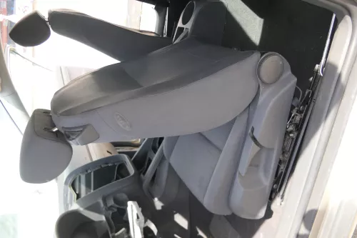 Q665 Golf Plus 5M Golf 6 1K 5K auch Kombi Sitz vorne links Fahrersitz 2/3-Türer (170397)