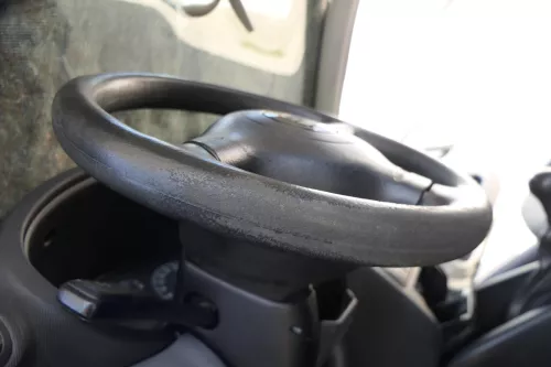 Q666 Seat Leon Toledo 1M Lenkrad 3 Speichen Leder Lederlenkrad Abnutzungen Airba (170436)