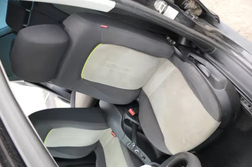 Q675 Seat Altea XL 5P Sitz vorne links Fahrersitz (170709)