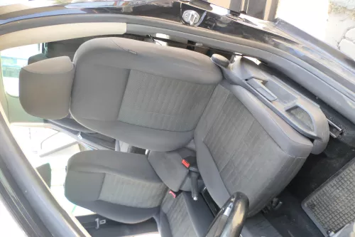 Q680 VW Golf Plus 5M Golf 6 1K 5K Kombi Sitz vorne links Fahrersitz 4/5-Türer -