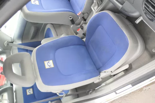 Q708 VW New Beetle 9C 1Y Sitz vorne rechts Beifahrersitz grau blau (171739)