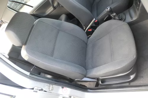 Q752 VW Polo 6N2 Ibiza vorne rechts Sitz Beifahrersitz 4/5-Türer mit Airbag - sc (173928)