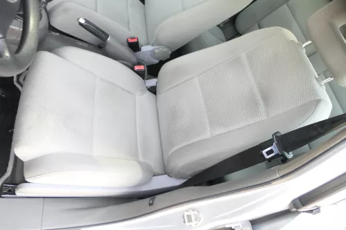 Q781 Audi A2 8Z Sitz vorne links Fahrersitz swing dunkelgrau (175294)