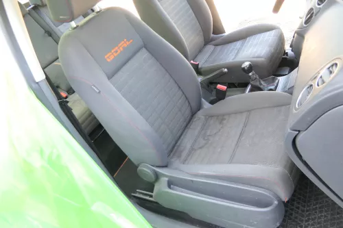 Q782 VW Golf 5 1K auch Plus 5M Sitz vorne rechts Beifahrersitz Sitzheizung GOAL (175416)