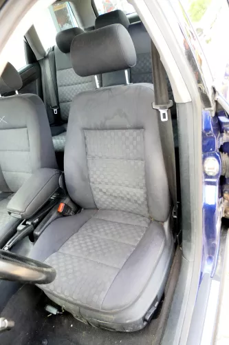 Q797 A6 4B auch Kombi Sitz vorne links Fahrersitz 4/5-Türer onyx