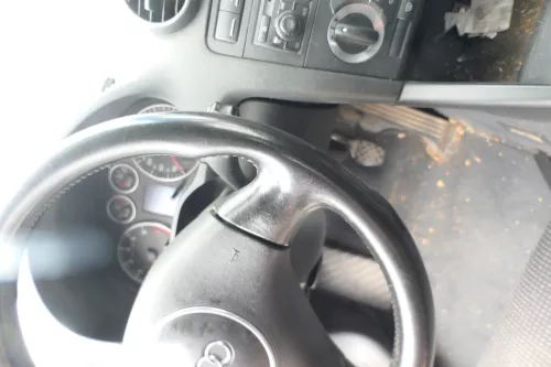 Q816 Audi A3 8L A6 4B A4 Lenkrad Sportlenkrad 3-Speichen 8P0419091H  1KT (176534)