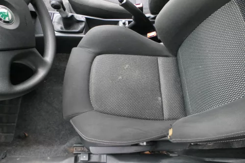 Q899 Fabia 6Y Sitz vorne links Fahrersitz Sitze vorn Sitzheizung SHZ Sportsitz (184813)