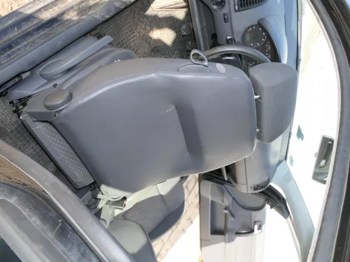 Q1003 VW Polo 9N3 9N vorne links Sitz Fahrersitz 2/3-Türer (184881)