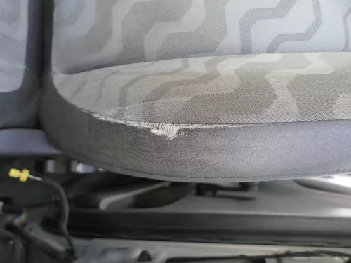 Q1000 Skoda Fabia Roomster 5J Sitz vorne links Fahrersitz (185118)
