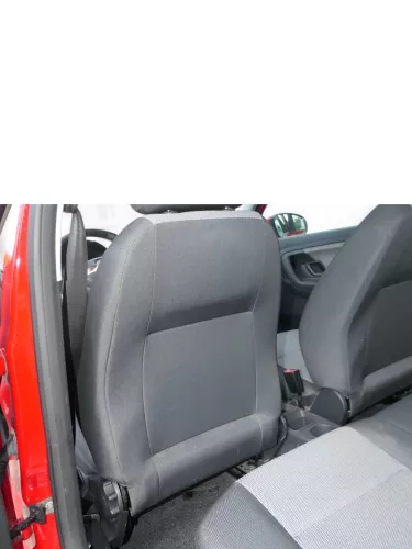 Q1074 Skoda Fabia Roomster 5J Sitz vorne links Fahrersitz (186446)
