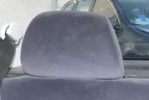 1x Golf 4 Bora Passat 3B 3BG Kopfstütze hinten Velour schwarz (201749)