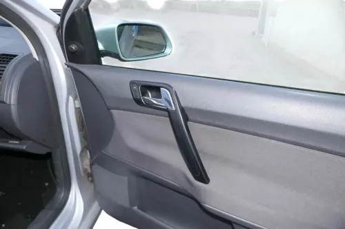 1x VW Polo 9N 9N3 Türverkleidung Verkleidung Tür vorne rechts 4/5-Türer dunkel (201779)