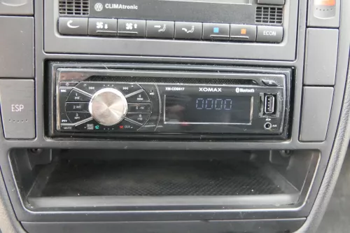 Golf 4 Bora T5 T4 Radio CD Player Xomax XM-CDB617 USB Bluetooth
