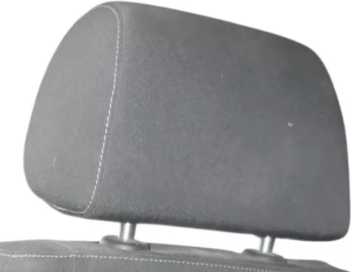 1x Golf 4 Bora Passat 3B 3BG Kopfstütze vorne vorn schwarz weiße Nähte (201865)
