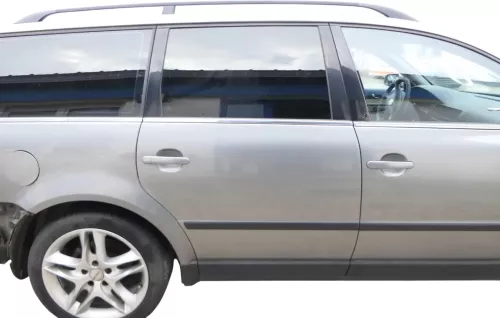 VW Passat 3B 3BG 3B6 Kombi Avant Tür hinten rechts mit Scheibe grau LD7W