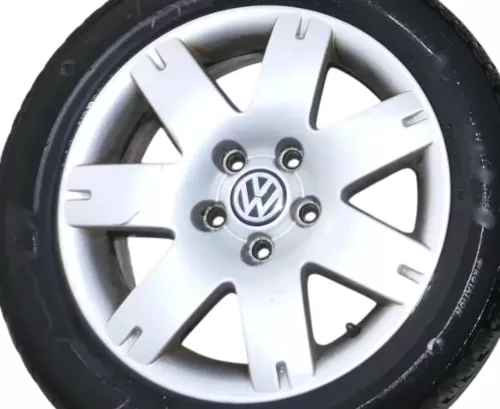 1x Felge Alufelge original VW Passat 3BG 7jx16H2 ET37 3B0601025L    2