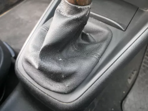 Golf 4 Bora Schaltknauf Schaltsack schwarz TDI Leder klein Holz (201995)