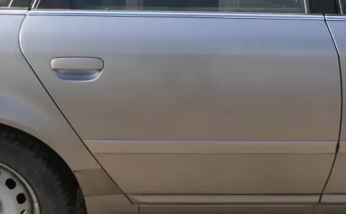Audi A6 4B C5 Tür Türblatt hinten rechts nur Türblatt silber LY7W -ohneAnbauteil